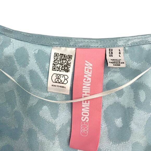 Something New Mia Satin Long Sleeve Wrap Top Blue Size Large NWOT $40 MSRP - Picture 4 of 8